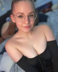 I am single from Russia 🇷🇺