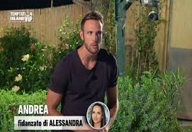 Andrea zenga però ha accettato la sfida e ha dimostrato che da papà walter zenga ha ereditato quel piglio e quella fermezza che lo hanno reso uno dei portieri più popolari della storia del calcio, e anche se non arriverà la chiamata in serie a, amen. Andrea Zenga A C E Posta Per Te Foto Il Fidanzato Di Alessandra Sgolastra Aveva Partecipato Nel 2000