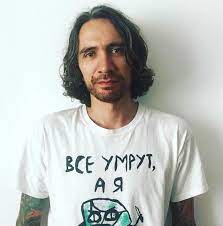 Все популярные песни виктор цой качай и слушай бесплатно! Syn Viktora Coya Zahotel Zaregistrirovat Brend Kino Muzyka Kultura Lenta Ru