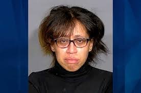 Amber Devaughn's Instagram, Twitter & Facebook