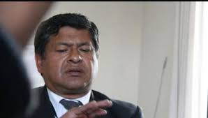 11 ediles piden el cese de Fuentes