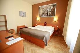 Der lebensmittelhandel befindet sich im umbruch. Hotel Merker Review Of Hotel Merkur Prague Czech Republic Tripadvisor