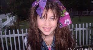 Ashton Mann's Instagram, Twitter & Facebook