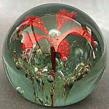 2006 ltd ed number 13 of 50. Vintage Art Glass Paperweight With Flower