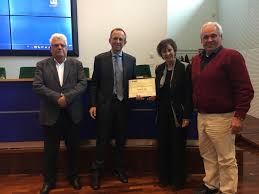 Ferrari, yeni ceo olarak sürpriz şekilde benedetto vigna'yı atadıklarını duyurdu. 2017 Industrial Distinguished Lecturer Award Of Benedetto Vigna Ieee Italy Section