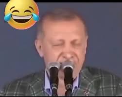 Sayfaya troller toplanmış yine, Kainat liderini paylaşayım da sevindirik  olsunlar 🤣