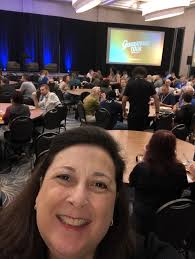 Speaker at the #shopgoodwill conference. My session was a SRO spectacular!  Raves as I'm sharing my knowledge. Wonderful people!! Bonus: fashion  designer @evan_hirsch #microsoft #transformation #thrift