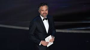Mark ruffalo's children are nothing but proud that their father won his very first golden globe jennifer garner and mark ruffalo melted our hearts by sharing a new pic of themselves together in. Diese Beruhmte Rolle Von Ryan Gosling Verpasste Mark Ruffalo Promiflash De