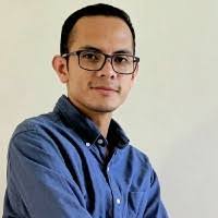 Roberto Umanzor's Instagram, Twitter & Facebook