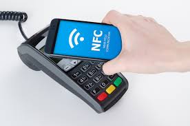 NFC في أنظمة الدفع اللاتلامسية وتواصل الاجهزه