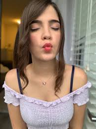 Chicooooooooos ya estoy en stream y estaré sorteando cositas OWO  https://www.twitch.tv/staryuuki * 3 códigos de Minecraft Java Edition * 3  tarjetas de Steam de 20 $us * 5 Nitros de Discord de