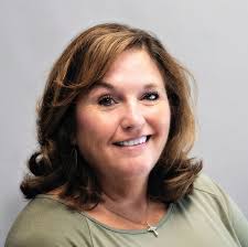 Kaye Mayo's Instagram, Twitter & Facebook