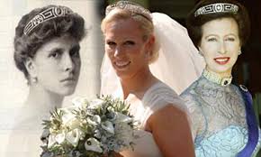 Whilst it wasn't on quite as grand a scale as william and catherine's nuptials, but the latest royal wedding on saturday (30 july) between zara phillips and mike tindall was still a spectacular. Zara Phillips Wedding Mike Tindall S Bride Borrowed Great Grandmother S Tiara Daily Mail Online