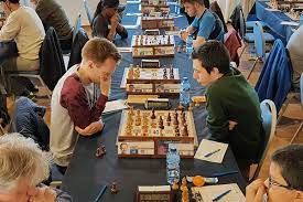 Jun 27, 2021 · il vice direttore di rai sport, enrico varriale, commenta su twitter l'ottavo di finale di euro 2020, tornando sul test amichevole della nazionale contro i cechi. Luca Varriale Italy Sunway Chess Festival