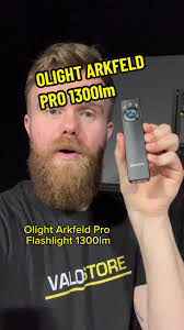 Olight Arkfeld Pro 1300lm: Iluminación Versátil