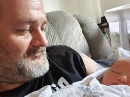 Birth announcement of Oakley Daniel to proud parents Patrick and Amber