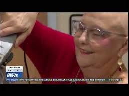 Local Cancer Patients Shave Oncologist's Head