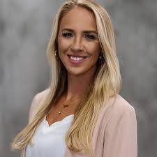 Ari Arnone's Instagram, Twitter & Facebook