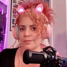 Heather Gonzalez's Instagram, Twitter & Facebook