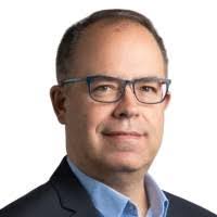 Edgar Vidal's Instagram, Twitter & Facebook