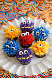 Cupcake Decorating Ideas For Boy Birthday Pin By Devon Naugle On Boy Birthday Parties Monster Cupcakes Monster Birthday Parties Birthday Cupcakes