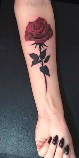You don't even need a full sleeve tattoo to stand out, having a forearm flower tattoos are not only meant for girls, since guys can also carry it well. 30 Unique Forearm Tattoo Ideas For Women Mybodiart