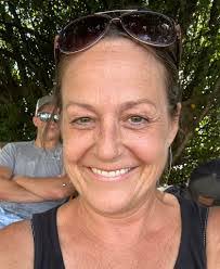 Angie Clift's Instagram, Twitter & Facebook