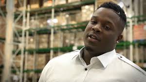 Jordan Mills Teams Up with IL Pig Farmers to Tackle Hunger in Chicago