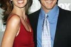 „löwe nils glagau (r.) lässt sich für den praxistest von sergej sperling, dem leiter eines mückenlabors, behandeln. Carsten Maschmeyer Net Worth House Biography Wife Married Height