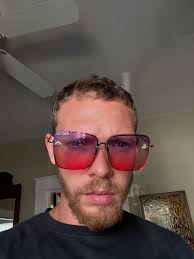 I'd like to apologize to everyone. This album and tour has gotten in the  way of what I know truly matters to you and I swore I wouldn't let it  happen again.