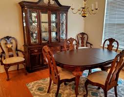 The term is now usually used to describe a set of shelves or cabinets placed on top of a lower unit with a counter and either drawers or cabinets. Dining Room Set And Hutch Barnegat Nj Patch