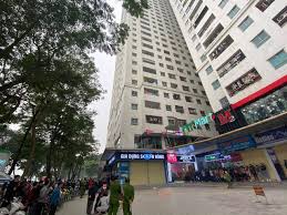Bạn đang muốn tìm thuê chung cư mini linh đàm. Ha Ná»™i RÆ¡i Tá»« Táº§ng Cao Xuá»'ng Chan Toa Chung CÆ° Hh Linh Ä'am Nam Thanh Nien Tá»­ Vong Táº¡i Chá»—
