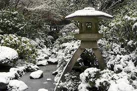Harp Tuner Lantern In Snow Portland Japanese Garden Japanese Garden Winter Garden