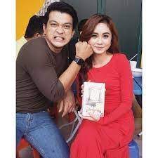 Arrayyan adalah seorang ceo yang sangat angkuh. Hantu Punya Bos Posts Facebook