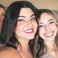 Erin Cho (@erinchostyles)