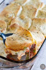 Biscuit Casserole With Ground Beef Italian Ground Beef Casserole With Biscuit Topping Recipe Ground Beef Casserole Food Recipes Ground Beef Recipes