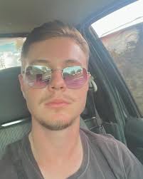 Alan Victor Arnold (@alanarnol_d) • Instagram photos and videos