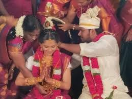 Vanakkam Tamizha Fame Anitha Sampath Gets Married To Beau Prabha Garan See Pics Times Of India I really dint expect that title. vanakkam tamizha fame anitha sampath