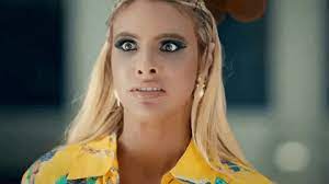 أغنية ليلي بونز الحماسية lele pons se te nota ft guaynaa مترجمة للعربية. Se Te Nota Gif By Lele Pons Find Share On Giphy