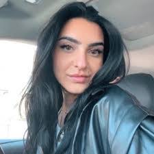 Alyssa Vickers's Instagram, Twitter & Facebook