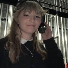 Aubrey Riggs's Instagram, Twitter & Facebook