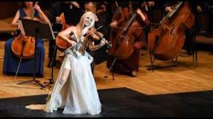 The female violinist is a woman called lorenza ponce. Celtic Violinist Mairead Nesbitt Celtic Woman Hibernia In Hong Kong Irish Fiddle Youtube