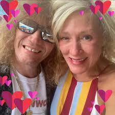 Who is the owner of the lost Chihuahua?