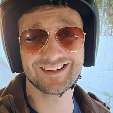 John Lauri (@john_lauri) • Instagram photos and videos