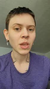 Anna Rose (@spookypatootie)'s video of black polish