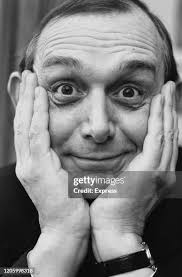 8,190 Roger Head Photos & High Res Pictures