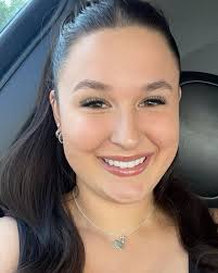 ✨RESIDENT SPOTLIGHT✨ Hi everyone! My name is Cassandra Boyle, I am 20 years  old and I'm from Youngstown OH. I just moved to French Mill with my  boyfriend of 4 years at