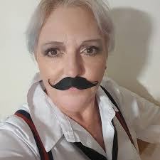 Donna Starr's Instagram, Twitter & Facebook