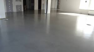 Zementboden Im Wohnbereich Ideen Bodenbelag Sichtestrich Gunstige Bodenbelage