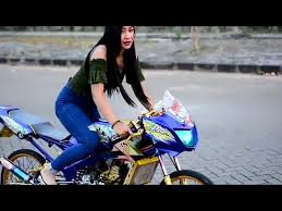 To see the song details of cewek cakep naik motor ninja tiktok 2018 click on a suitable title, then list download lagu mp3 cewek cakep naik motor ninja tiktok 2018 free streaming latest songs. Download Cewek Naik Motor Ninja Rr 150 Jari Jari Mp3 Mp4 3gp Flv Download Lagu Mp3 Gratis